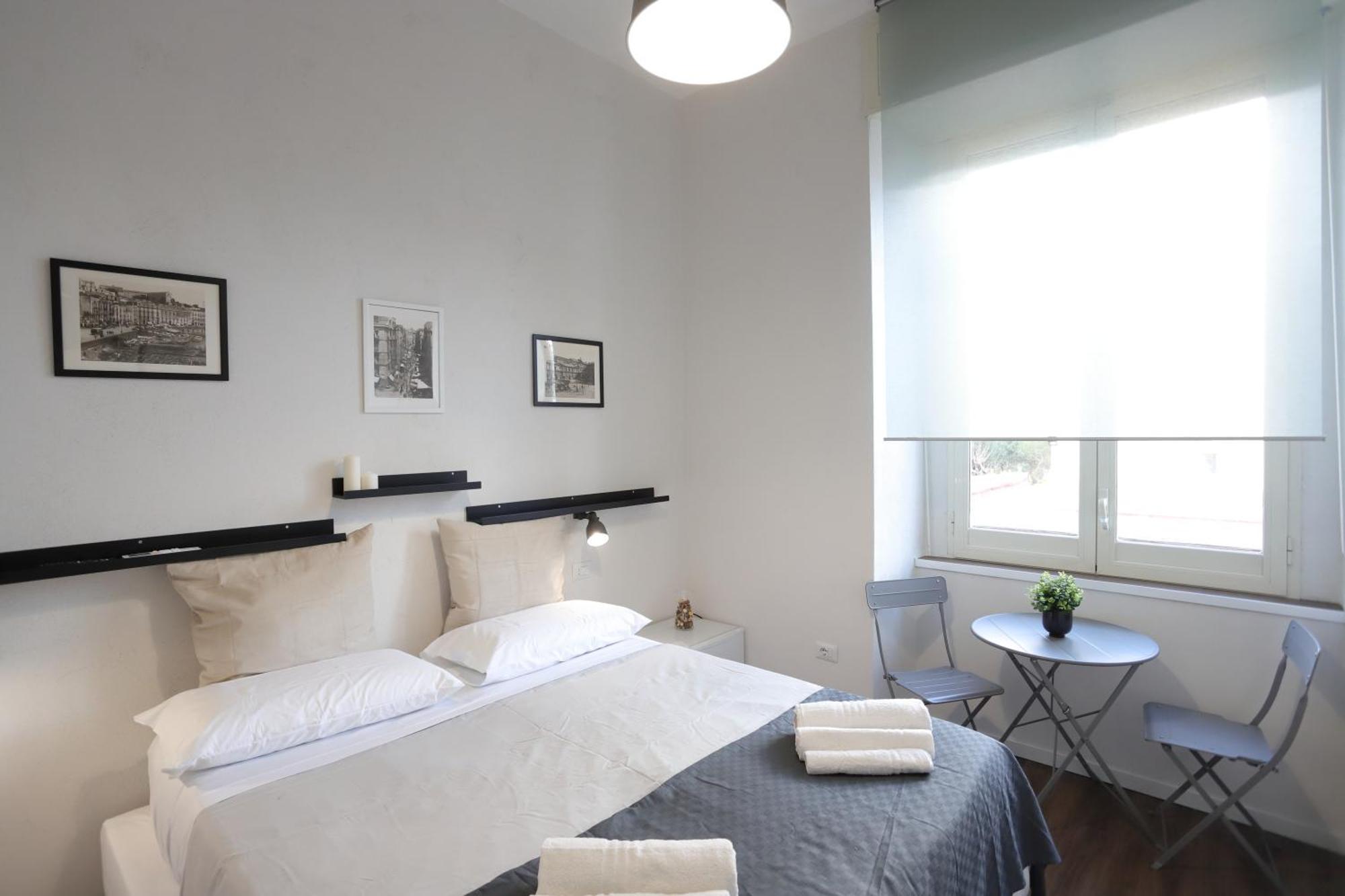 Tammurriata Nera Bedroom Naples Luaran gambar
