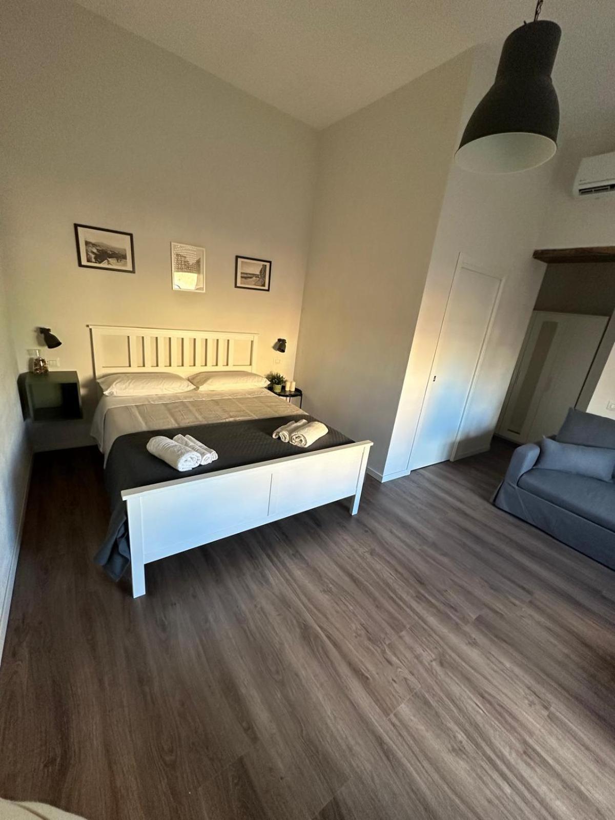 Tammurriata Nera Bedroom Naples Luaran gambar